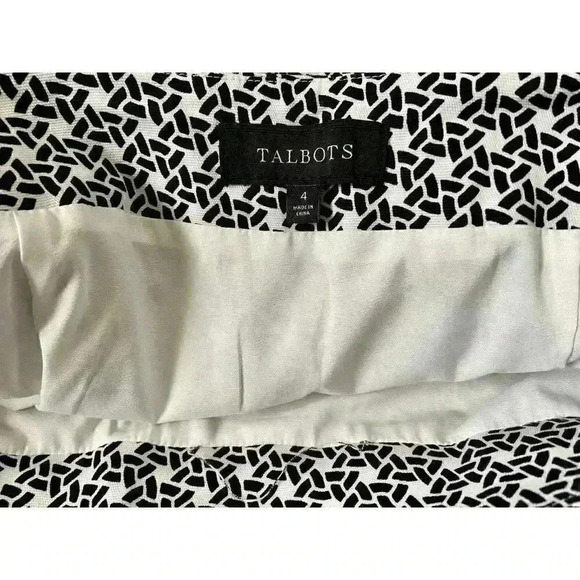 Talbots Womens Sz 4 Scalloped Hem Pencil Straight Skirt Geo Design Black White - Picture 4 of 9